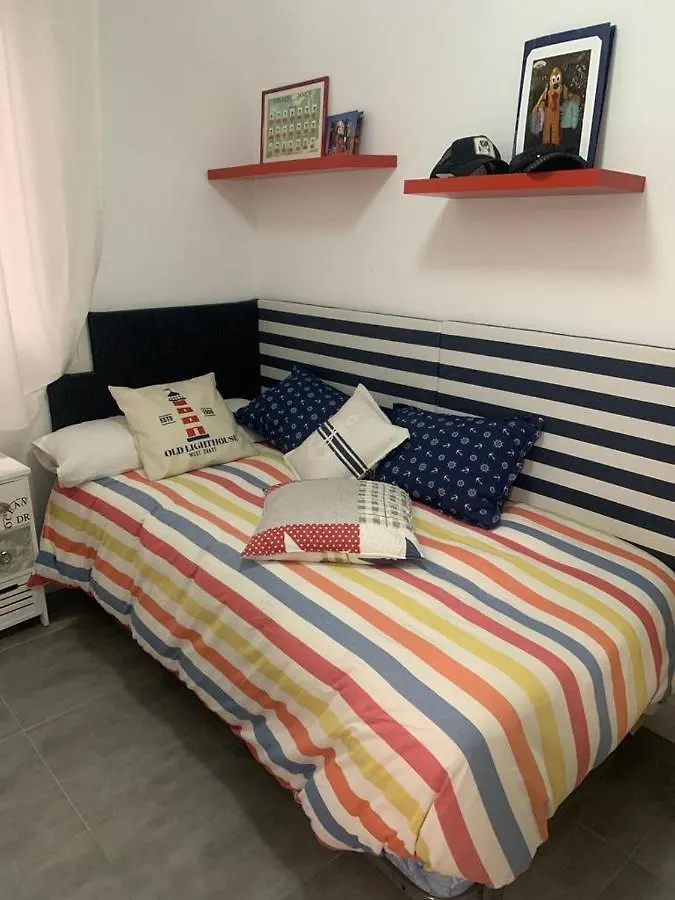 Apartamento Con Encanto De 3 Hab A 2Mn De La Playa Torredembarra 0*,  Spain